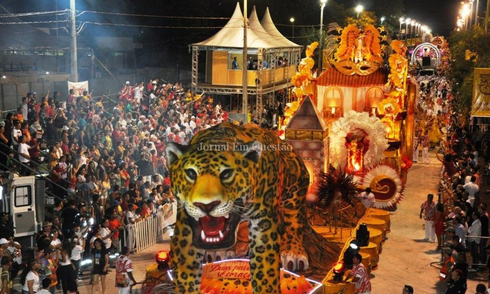 Tudo pronto para o carnaval de Uruguaiana Em Questão